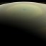 La NASA muestra las primeras imágenes a todo color de Saturno y sus lunas