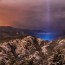 Pilar de luz sobre los Rockies de Colorado. Aporte: Michael M.